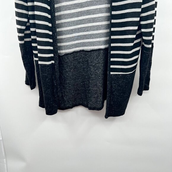 Moa Moa Women's Striped Long Sleeve Lightweight Cardigan Black/Gray Medium - Picture 5 of 8